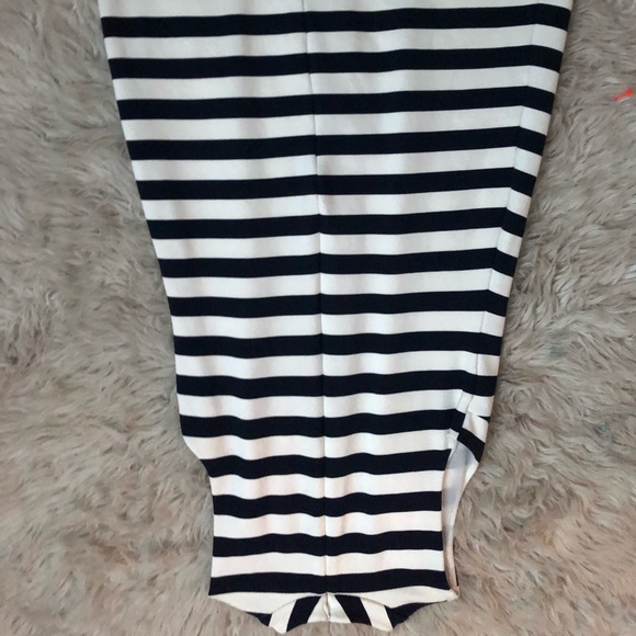 Versona Stripped Dress - Picture 3 of 8